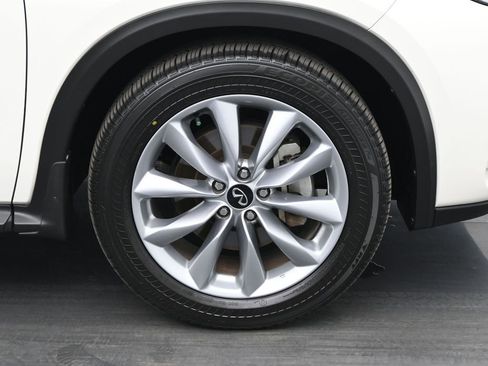 Used 2022 INFINITI QX50 Luxe image 25