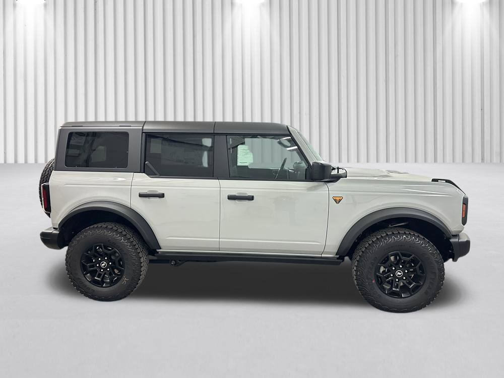New 2026 Ford Bronco Badlands AWD/4WD image 3