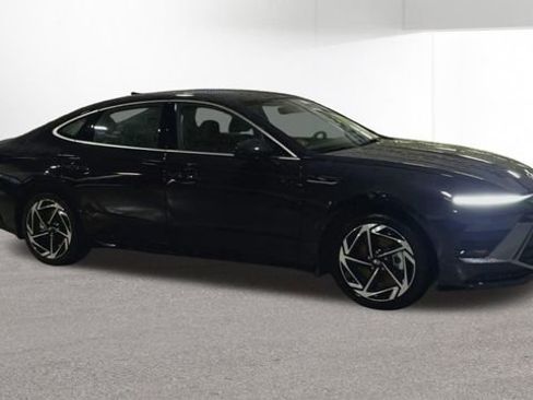New 2026 Hyundai Sonata SEL AWD/4WD image 2