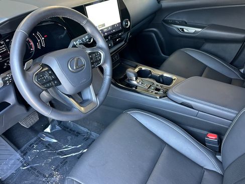 Certified 2026 Lexus NX 350 AWD w/ Accessory Package (2T) image 4
