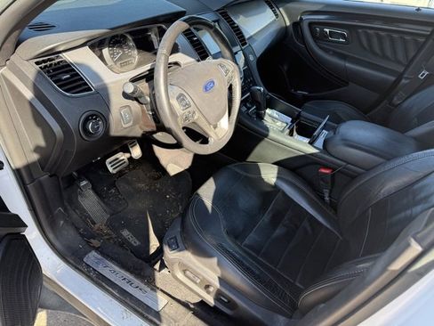 Used 2018 Ford Taurus SHO image 7