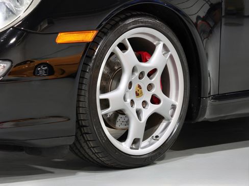 Used 2008 Porsche 911 Cabriolet image 37