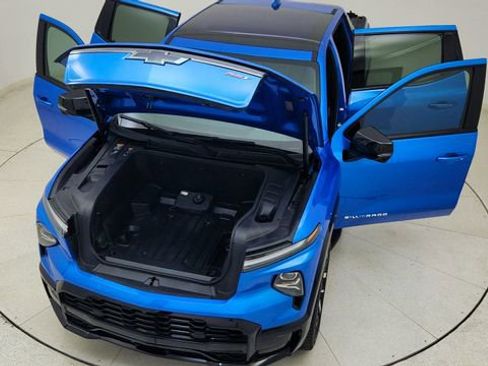 Used 2025 Chevrolet Silverado EV RST image 86