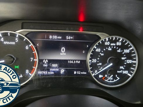 Used 2022 Nissan Rogue SL FWD image 12