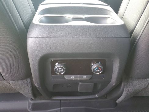 New 2026 Chevrolet Traverse LT w/ Driver Confidence Package image 12