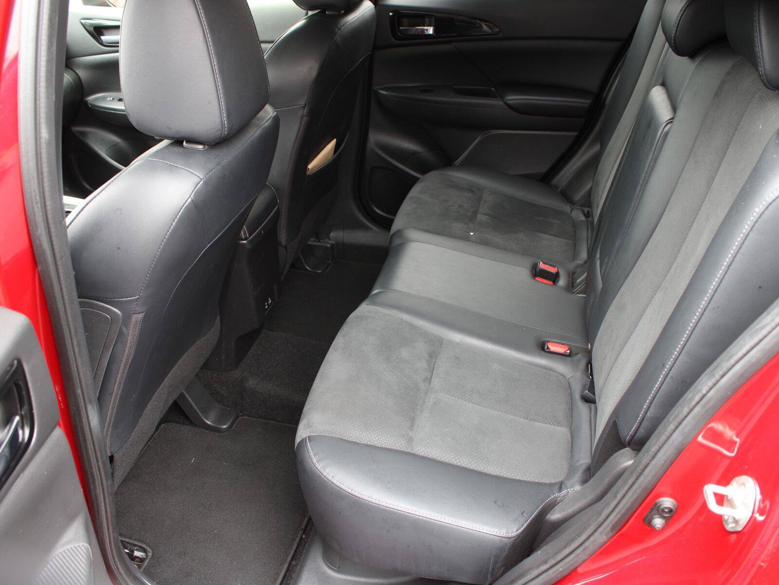 Used 2024 Mitsubishi Eclipse Cross SE AWD/4WD image 19