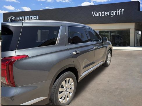 Used 2025 Hyundai Palisade SEL FWD image 7