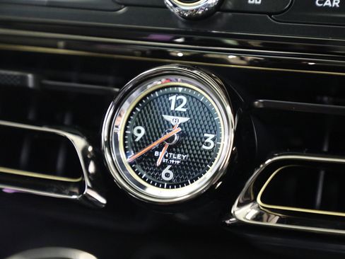 New 2025 Bentley Flying Spur Plug-In Hybrid image 25