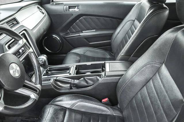 Used 2011 Ford Mustang GT Premium w/ Comfort Pkg RWD image 11