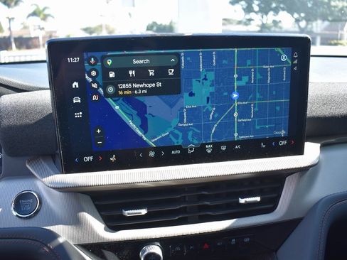 Used 2025 Ford Explorer Active image 22