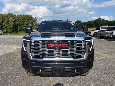 Used 2024 GMC Sierra 2500 Denali w/ Denali Reserve Package AWD/4WD image 17