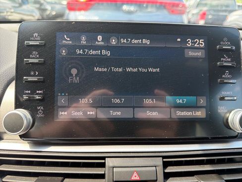 Used 2019 Honda Accord Sport image 27
