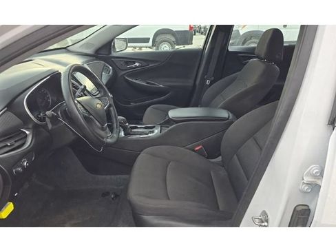 Used 2024 Chevrolet Malibu RS FWD image 5