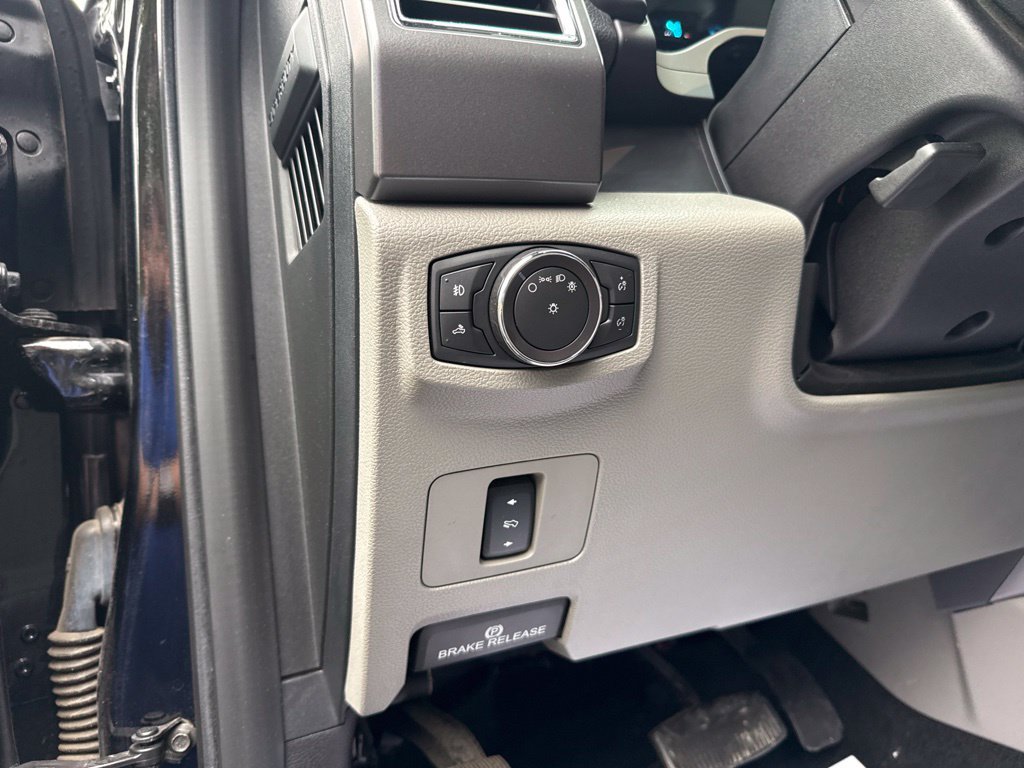 Used 2017 Ford F250 XLT w/ XLT Value Package AWD/4WD image 15