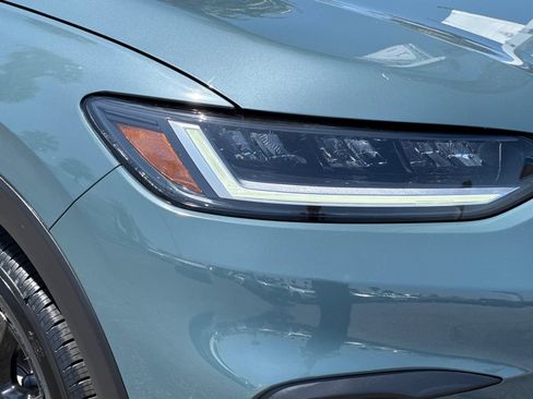 Used 2025 Honda HR-V Sport image 12