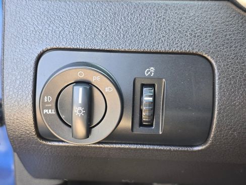 Used 2008 Ford Mustang GT Premium RWD image 33