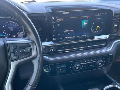 Used 2022 Chevrolet Silverado 1500 LTZ w/ LTZ Premium Package image 9