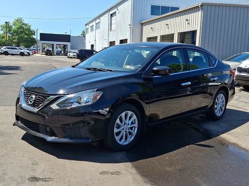 Used 2019 Nissan Sentra SV FWD image 3