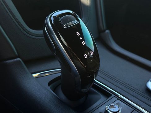 Used 2021 Cadillac XT5 Premium Luxury image 16