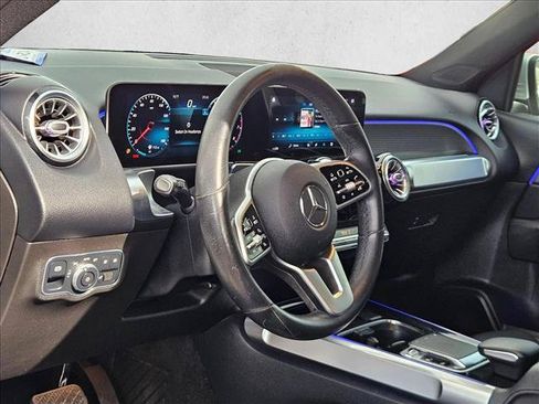 Used 2020 Mercedes-Benz GLB 250 image 11