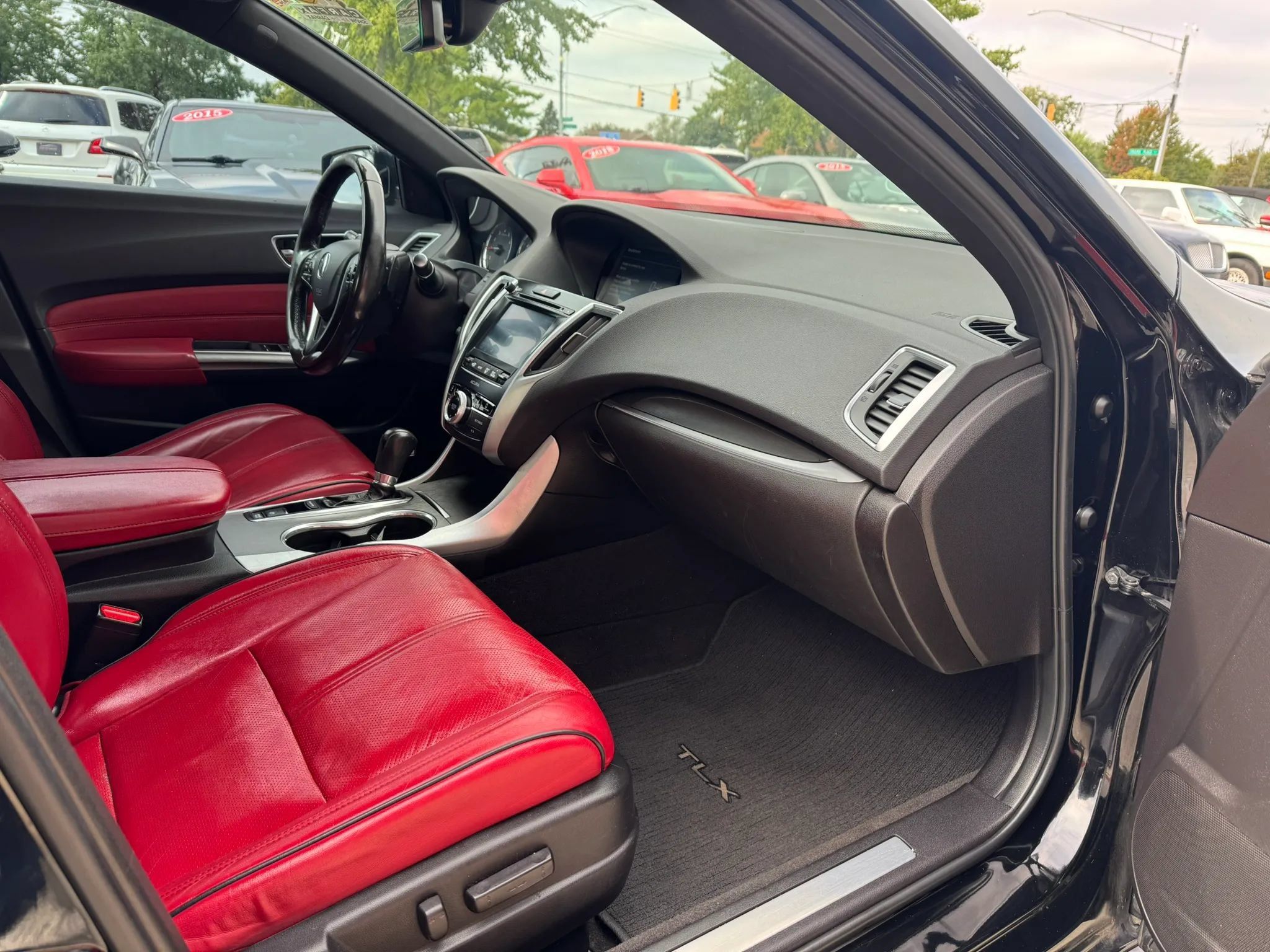 Used 2019 Acura TLX w/ Technology & A-SPEC Package FWD image 16