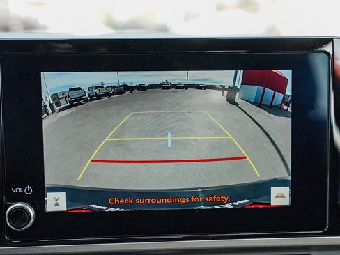 Certified 2025 Toyota Camry SE image 23