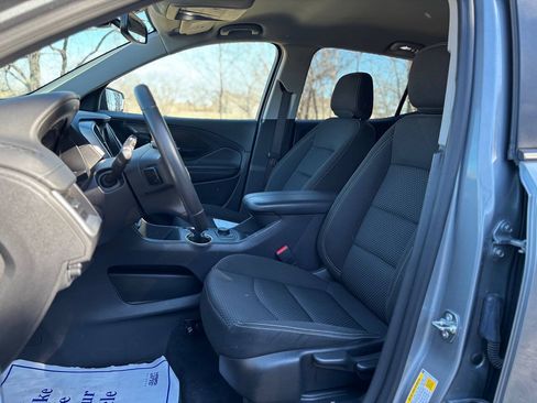 Used 2024 GMC Terrain SLE FWD image 13