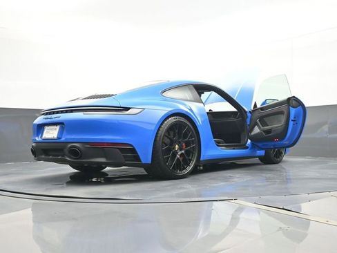 Certified 2024 Porsche 911 Carrera GTS image 21