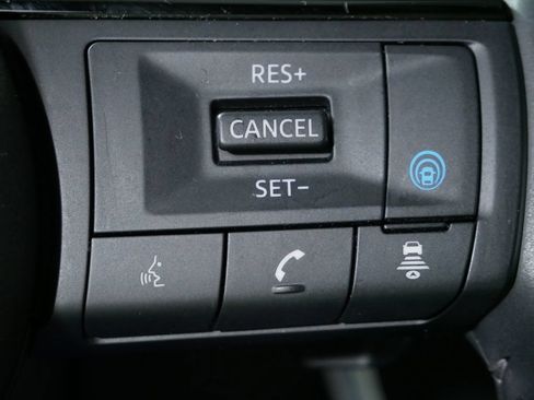 Used 2023 Nissan Rogue SV w/ SV Premium B Package AWD/4WD image 26