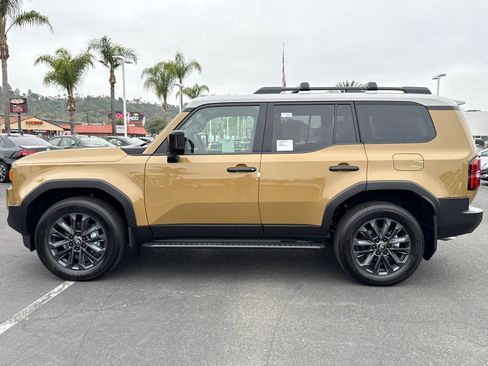 New 2026 Toyota Land Cruiser AWD/4WD image 7