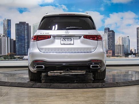 Certified 2022 Mercedes-Benz GLS 450 4MATIC image 11