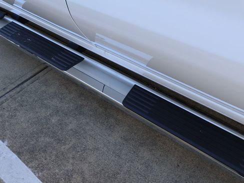 New 2026 Chevrolet Silverado 1500 LT w/ Z71 Off-Road Package image 12