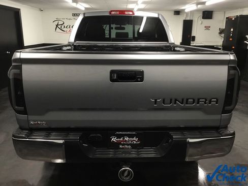 Used 2017 Toyota Tundra SR5 image 9