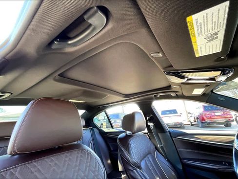 Used 2018 BMW 530i w/ Luxury Seating Package image 13