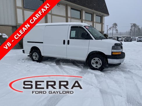 Used 2019 Chevrolet Express 2500 image 1