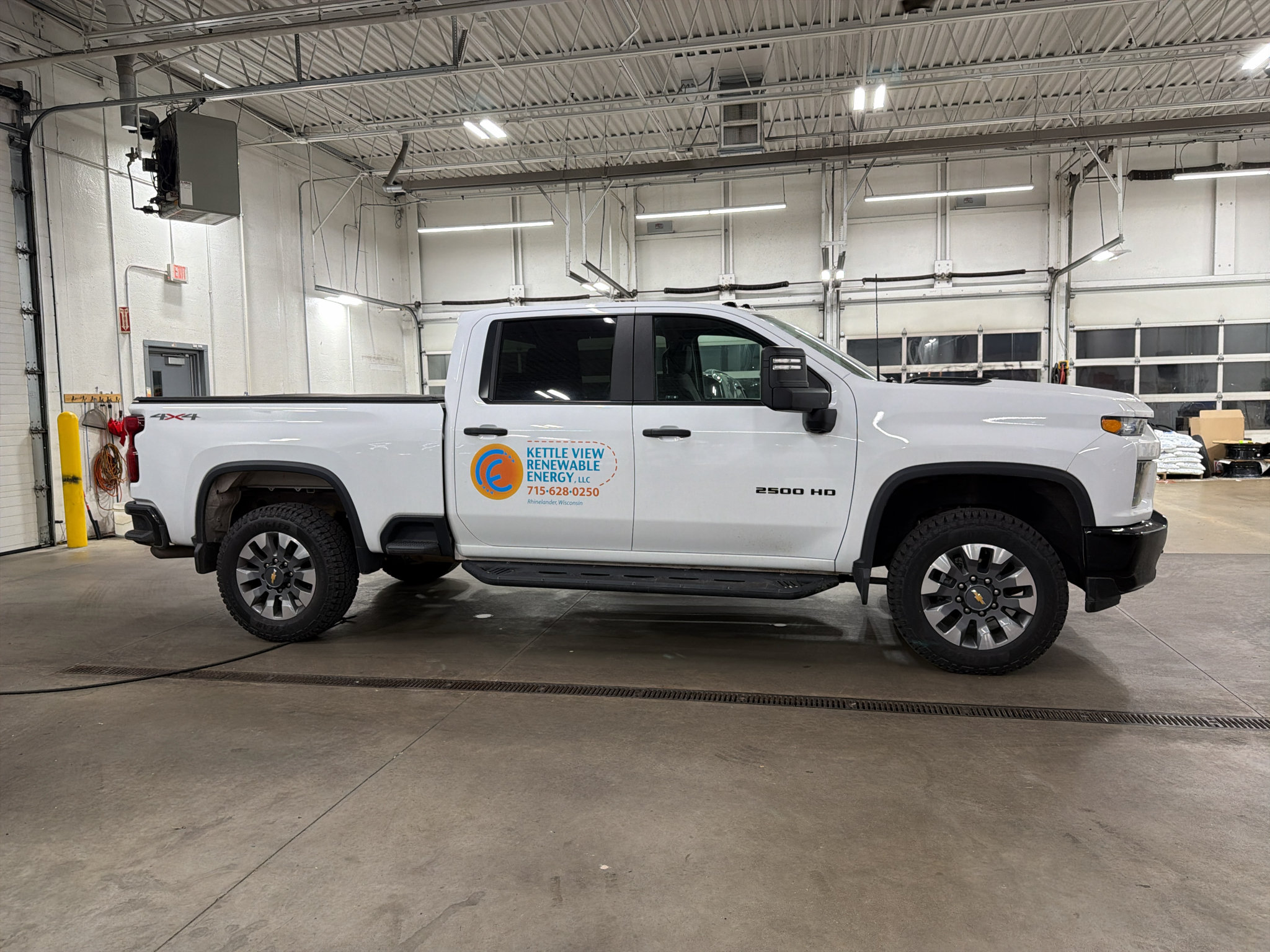 Used 2022 Chevrolet Silverado 2500 Custom w/ Gooseneck/5TH Wheel Package AWD/4WD image 3