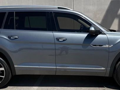 Used 2024 Volkswagen Atlas SEL Premium R-Line