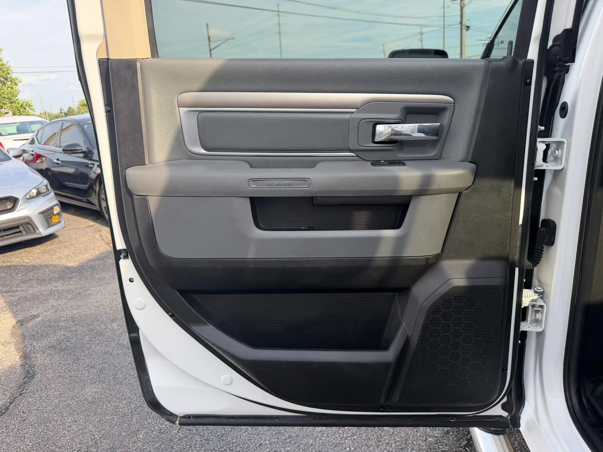 Used 2016 RAM 1500 Big Horn AWD/4WD image 17