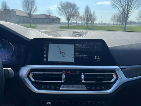 Used 2020 BMW 330i xDrive Sedan w/ Convenience Package image 18