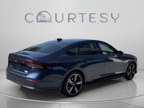 Used 2026 Honda Accord SE image 7