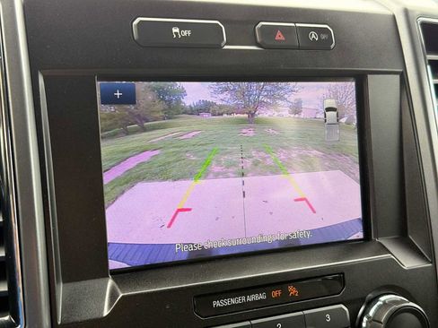 Used 2019 Ford F150 XLT w/ Equipment Group 302A Luxury AWD/4WD image 24