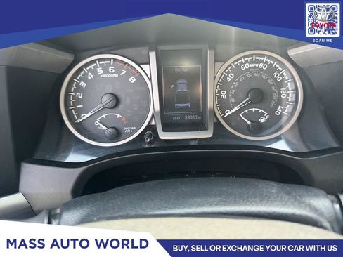 Used 2019 Toyota Tacoma SR5 image 11