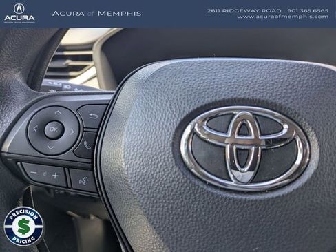 Used 2025 Toyota RAV4 LE FWD image 16