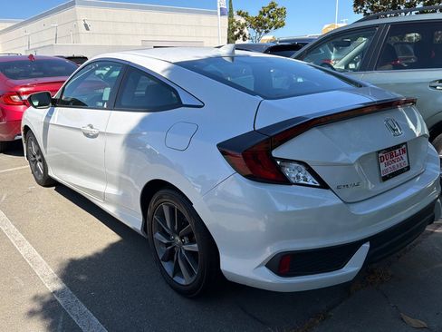 Used 2019 Honda Civic EX image 5