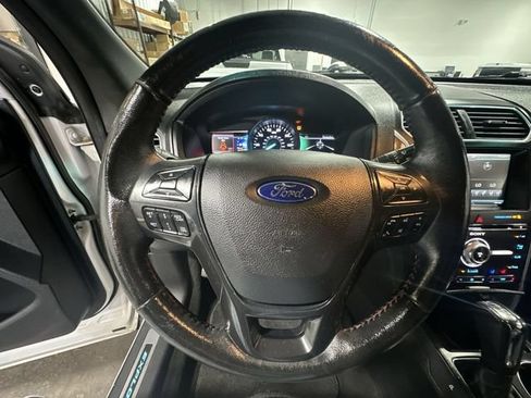 Used 2016 Ford Explorer Sport AWD/4WD image 15