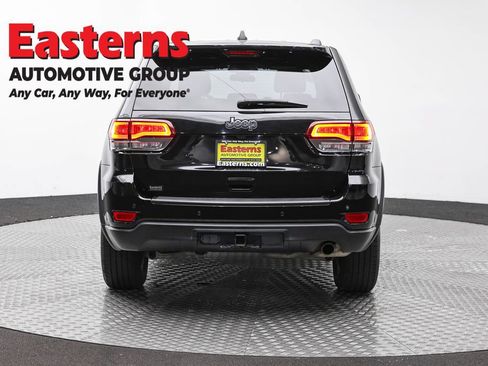 Used 2021 Jeep Grand Cherokee Laredo AWD/4WD image 6