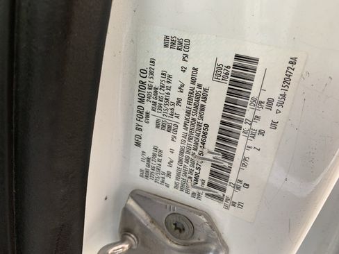 Used 2020 Ford Transit Connect XL FWD image 13