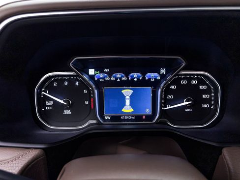 Used 2021 GMC Yukon Denali w/ Denali Ultimate Package image 35