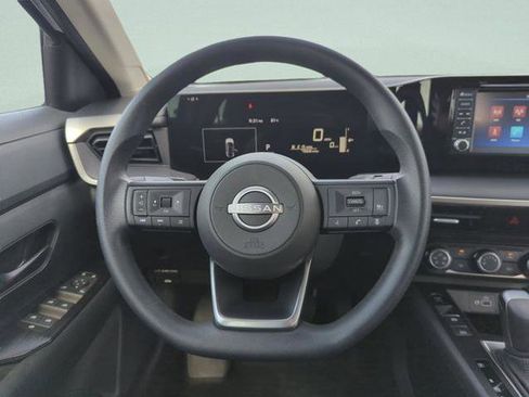 Certified 2025 Nissan Kicks S FWD image 21