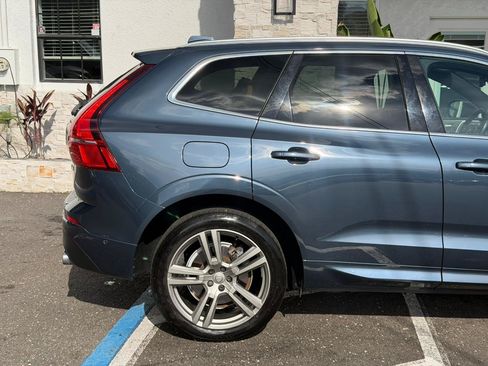 Used 2018 Volvo XC60 T6 Momentum w/ Convenience Package AWD/4WD image 19